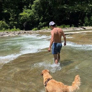 Meet your Posher, Riley